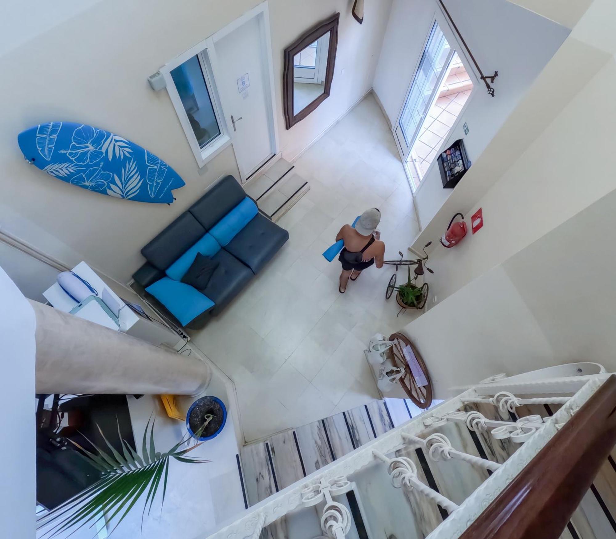 Duque Nest Hostel 阿德耶 外观 照片