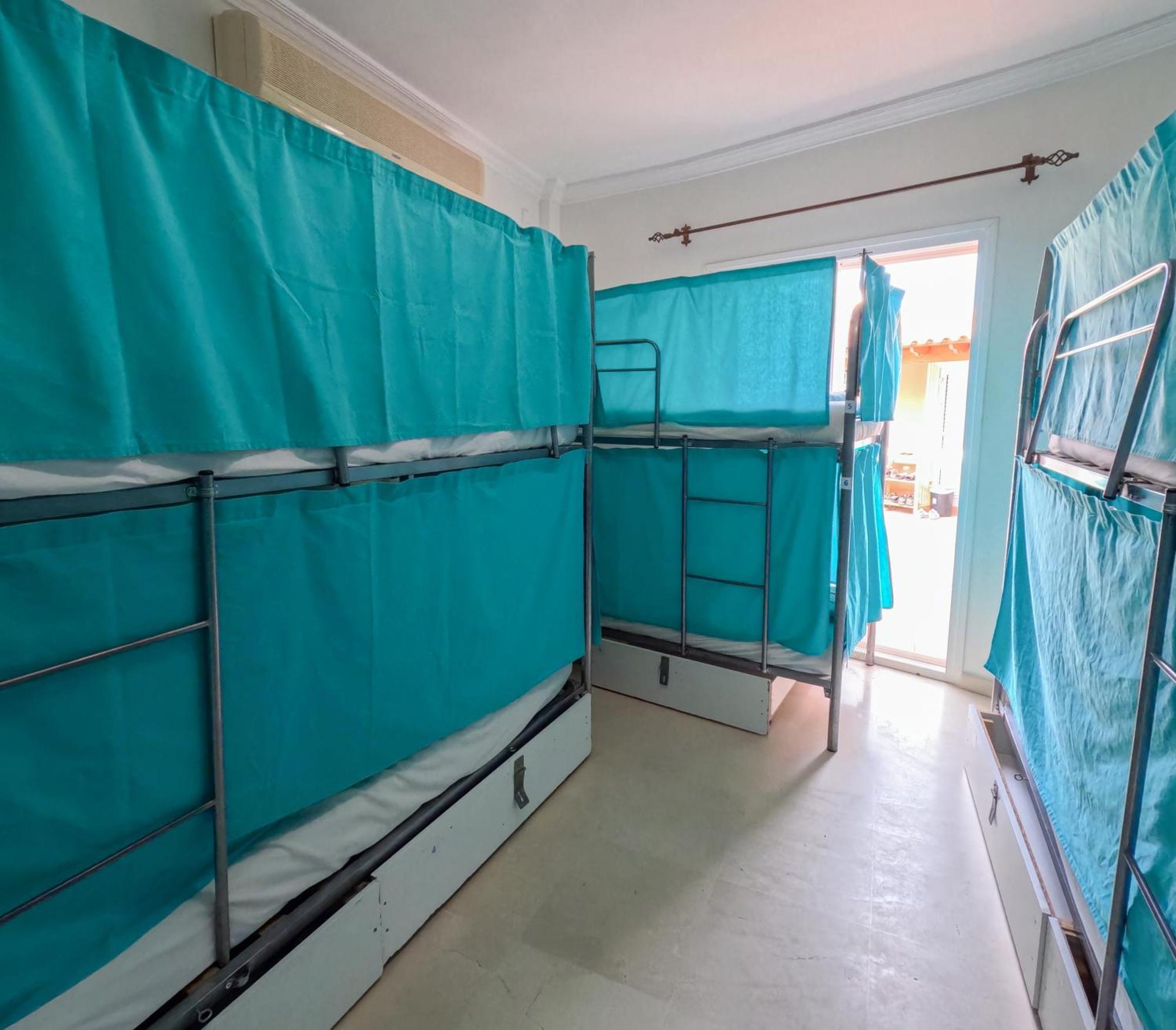 Duque Nest Hostel 阿德耶 外观 照片